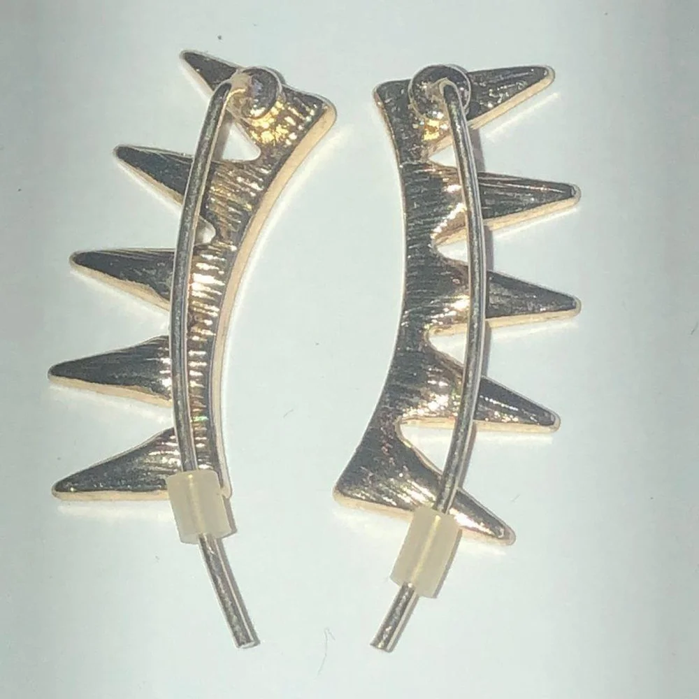 N/A gold tone